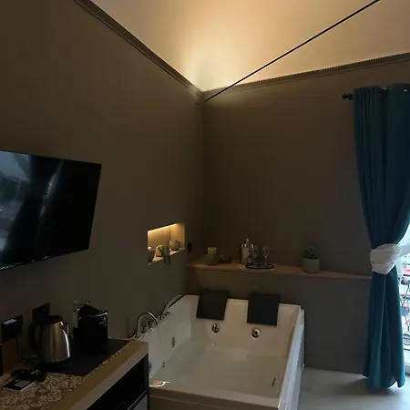 Oda ve Kahvaltı L'opera - Luxury Palermo